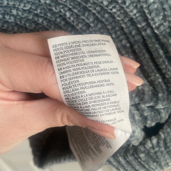 HM soft blue green sweater - Picture 3 of 3